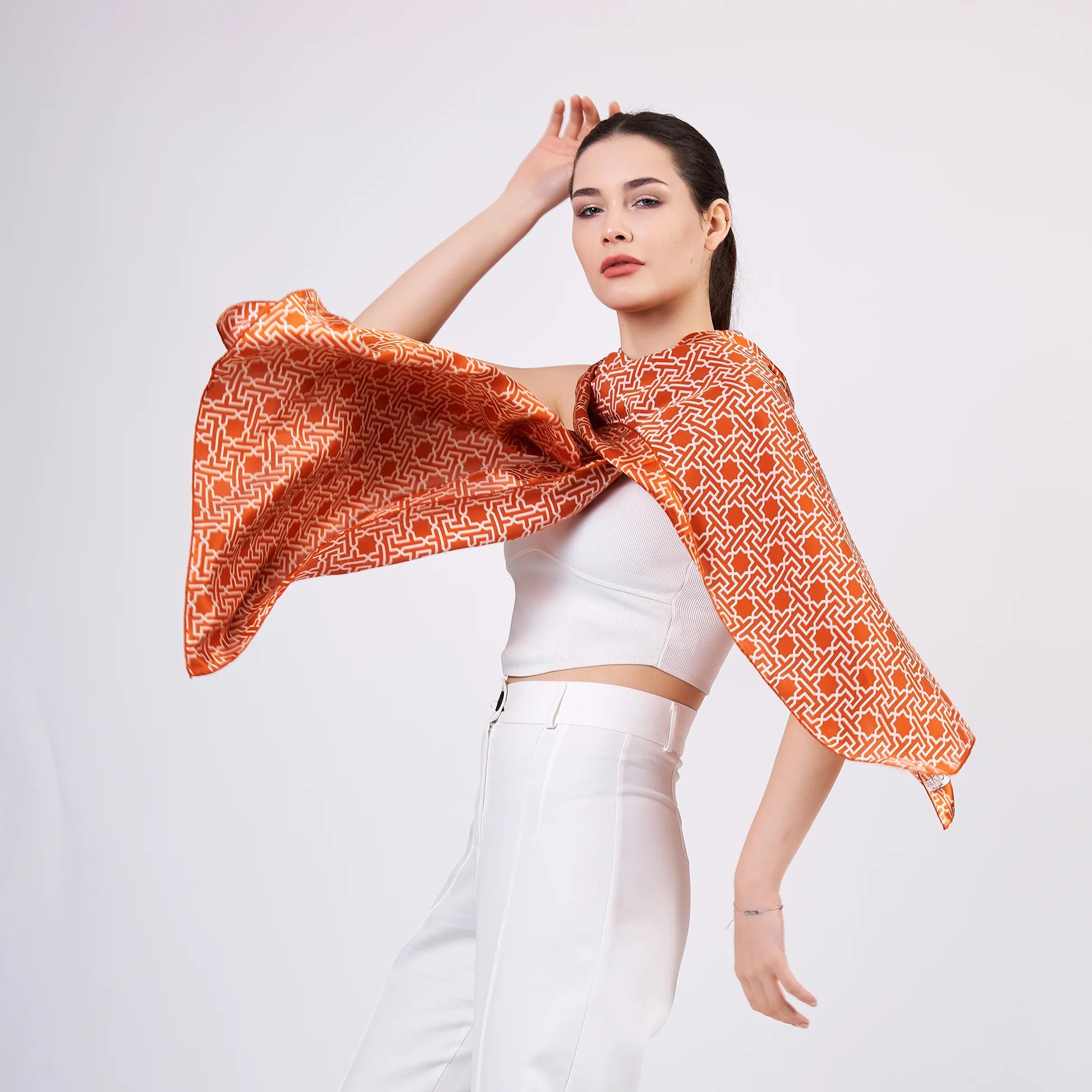 Saf İpek Fular | Kiremit | Unisex | Selçuklu Vektörel Yıldız Desen | Nomads Felt