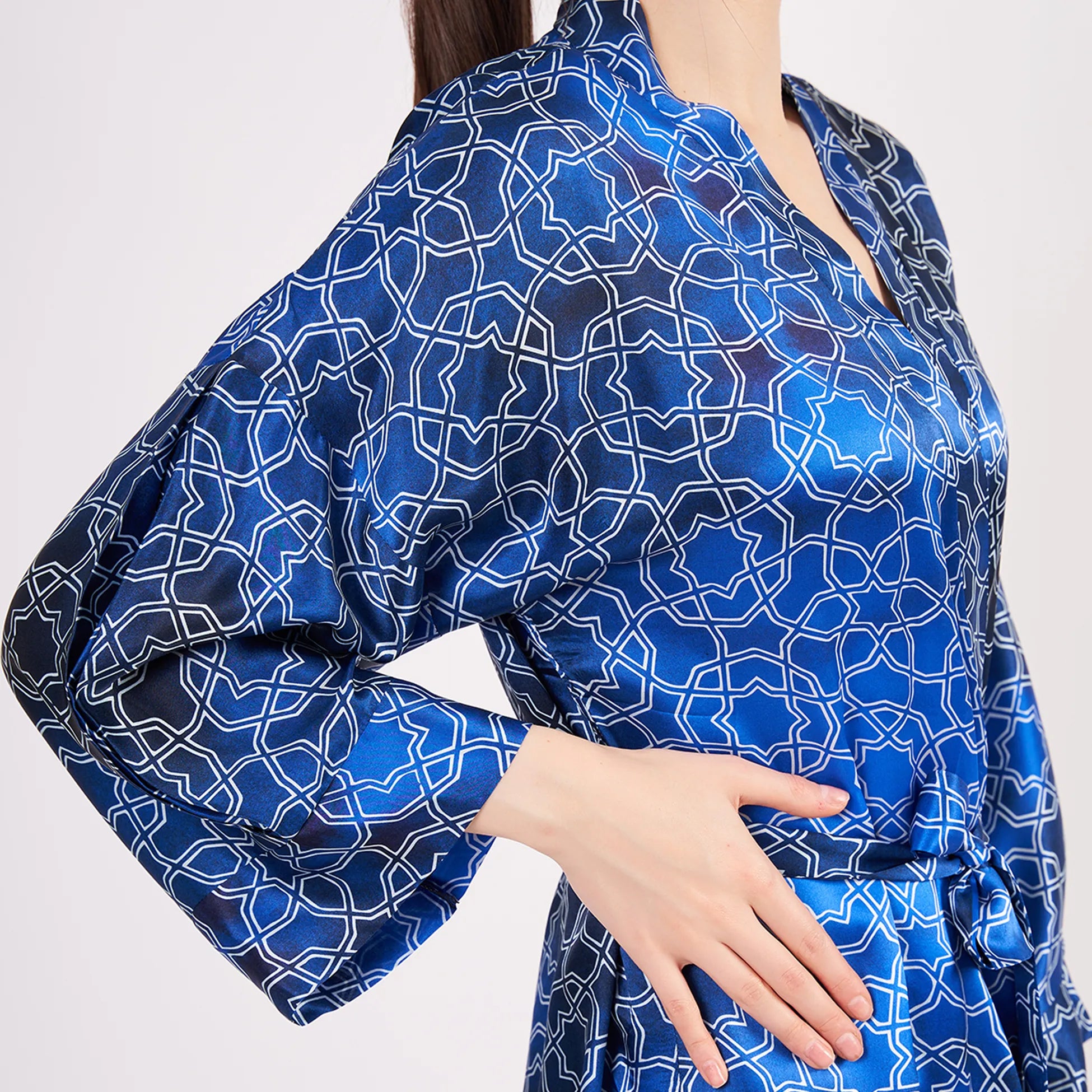 Saf İpek Kısa Kimono Kaftan | Mavi Beyaz Desenli | Nomads Felt