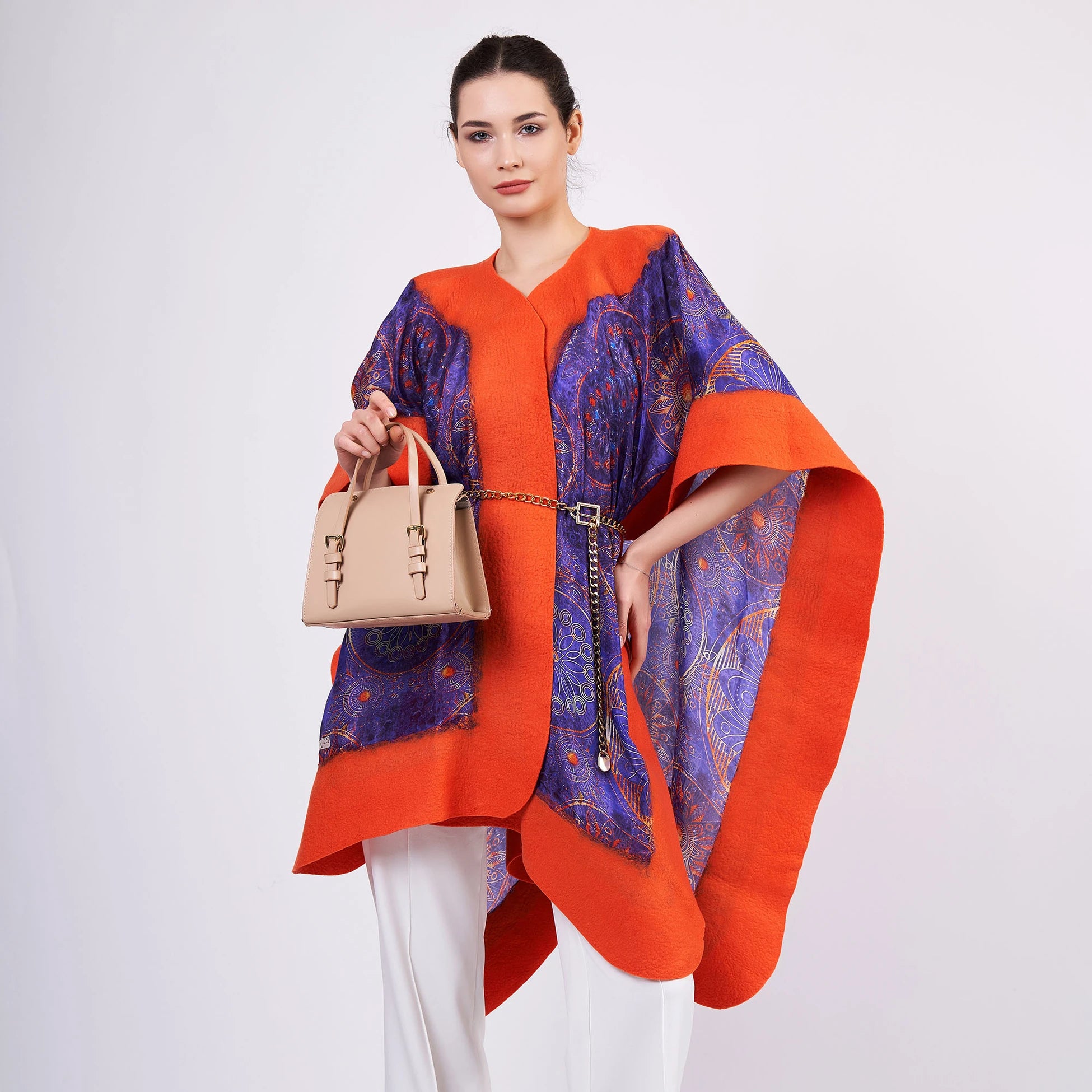 İpek Keçe Panço | Turuncu | Mor Mandala Desen | Nomads Felt