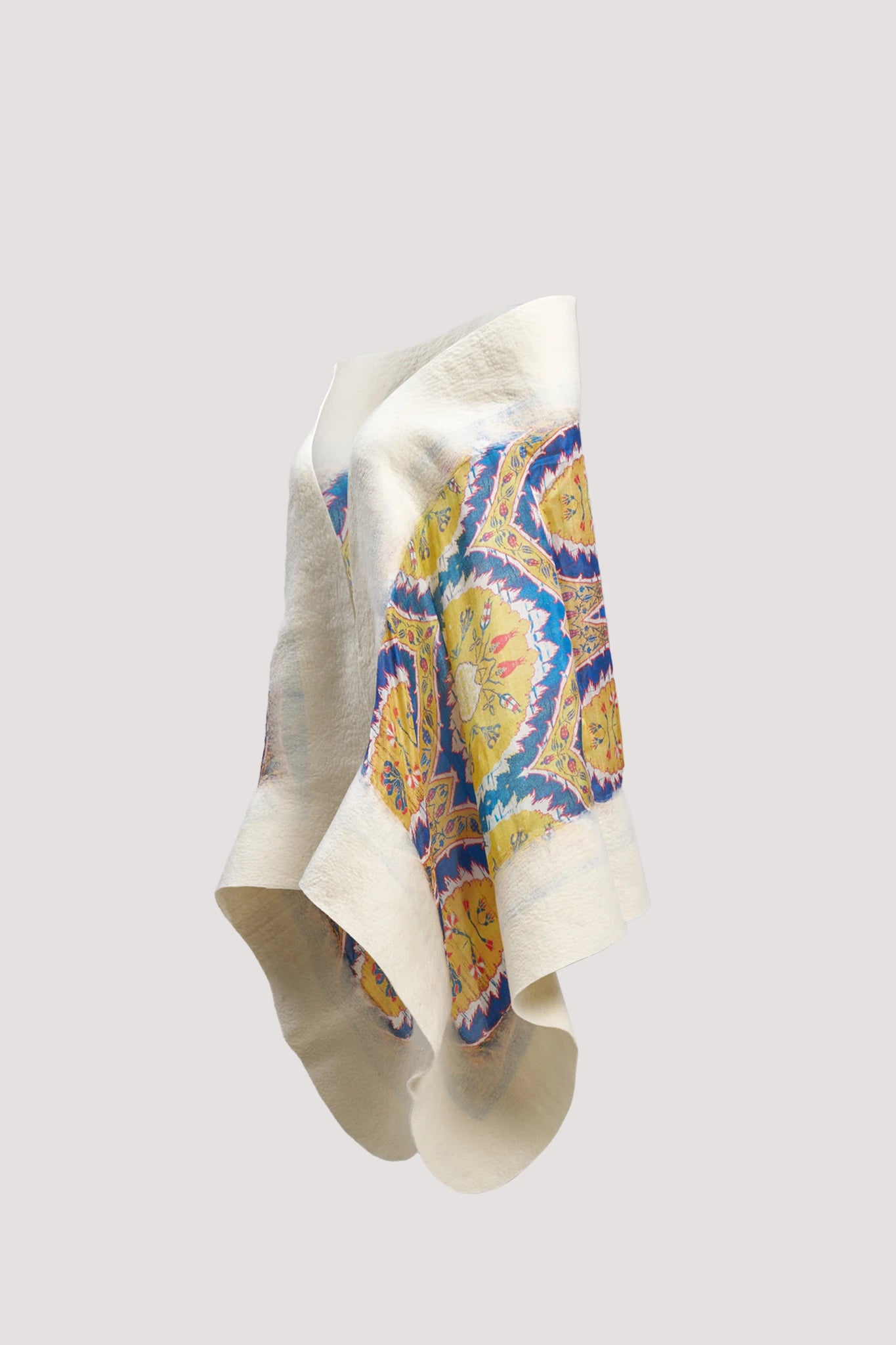 Sarı Lacivert Osmanlı Motif Desenli İpek Keçe Şal