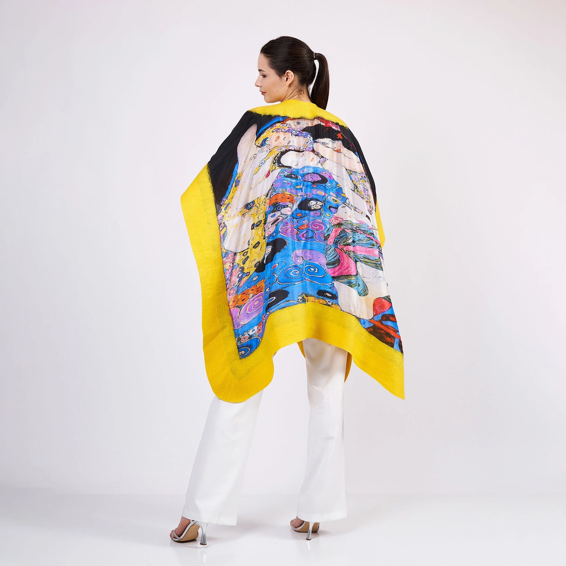İpek Keçe Panço | Sarı | Gustav Klimt The Virgins | Nomads Felt