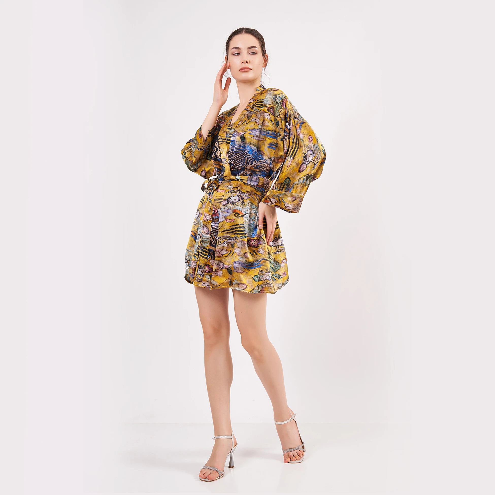Saf İpek Kısa Kimono Kaftan | Gold Desenli | Nomads Felt