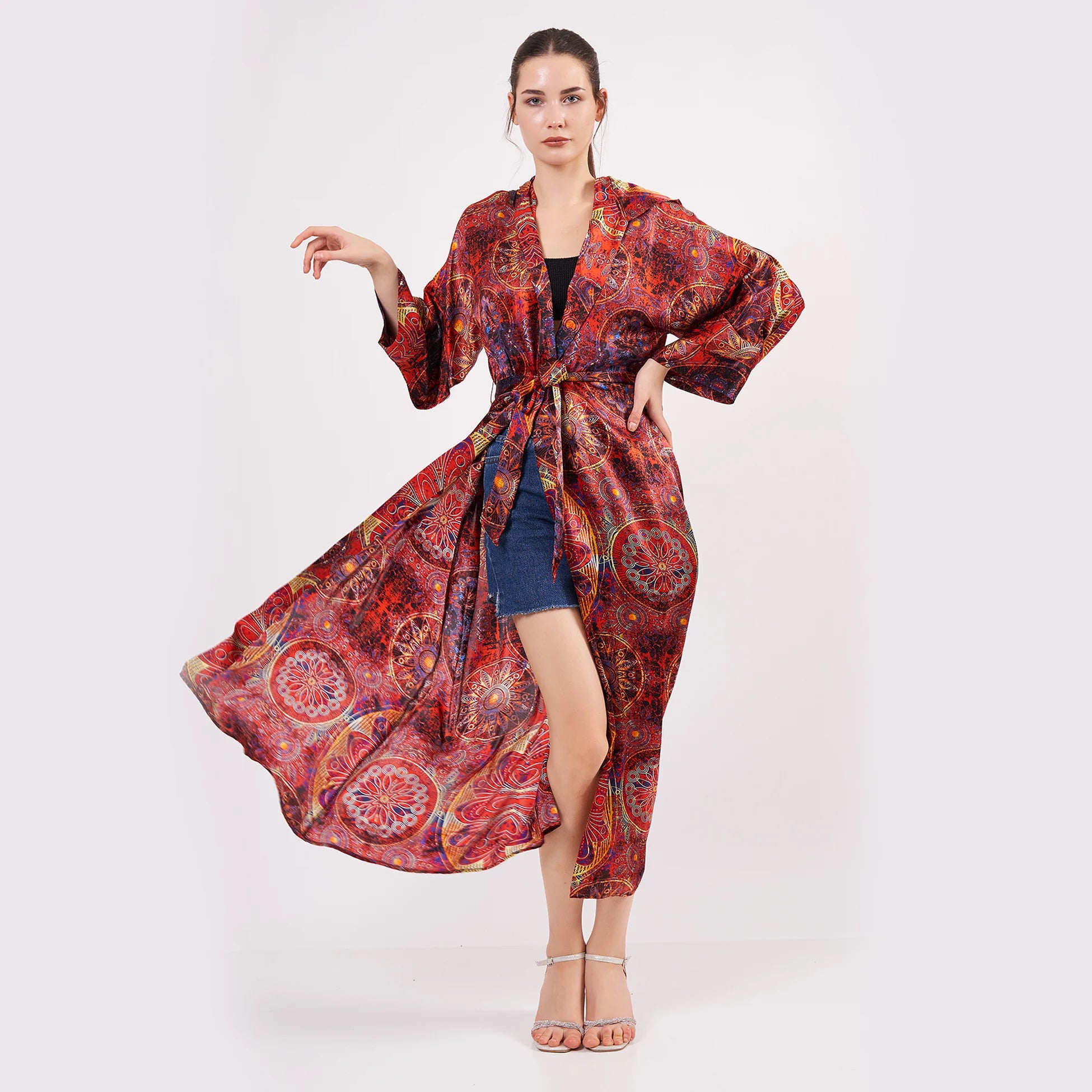 Saf İpek Kapüşonlu Kimono Kaftan | Mandala Desen Kırmızı | Nomads Felt