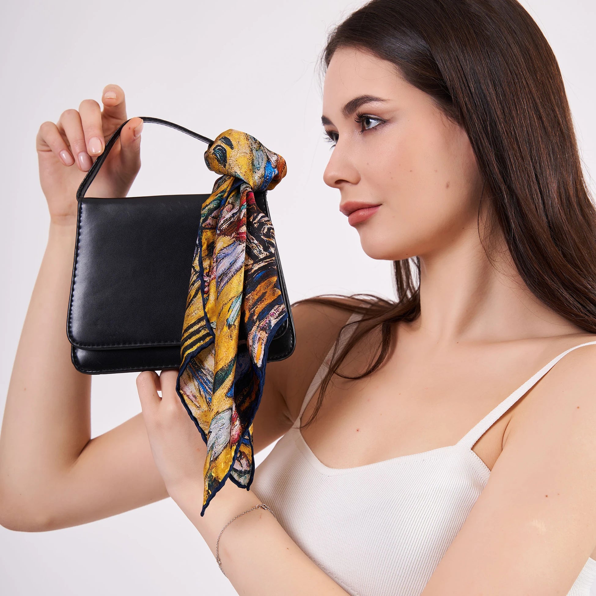 Saf İpek Fular Bandana | Kandinsky Lady with Fan | Nomads Felt