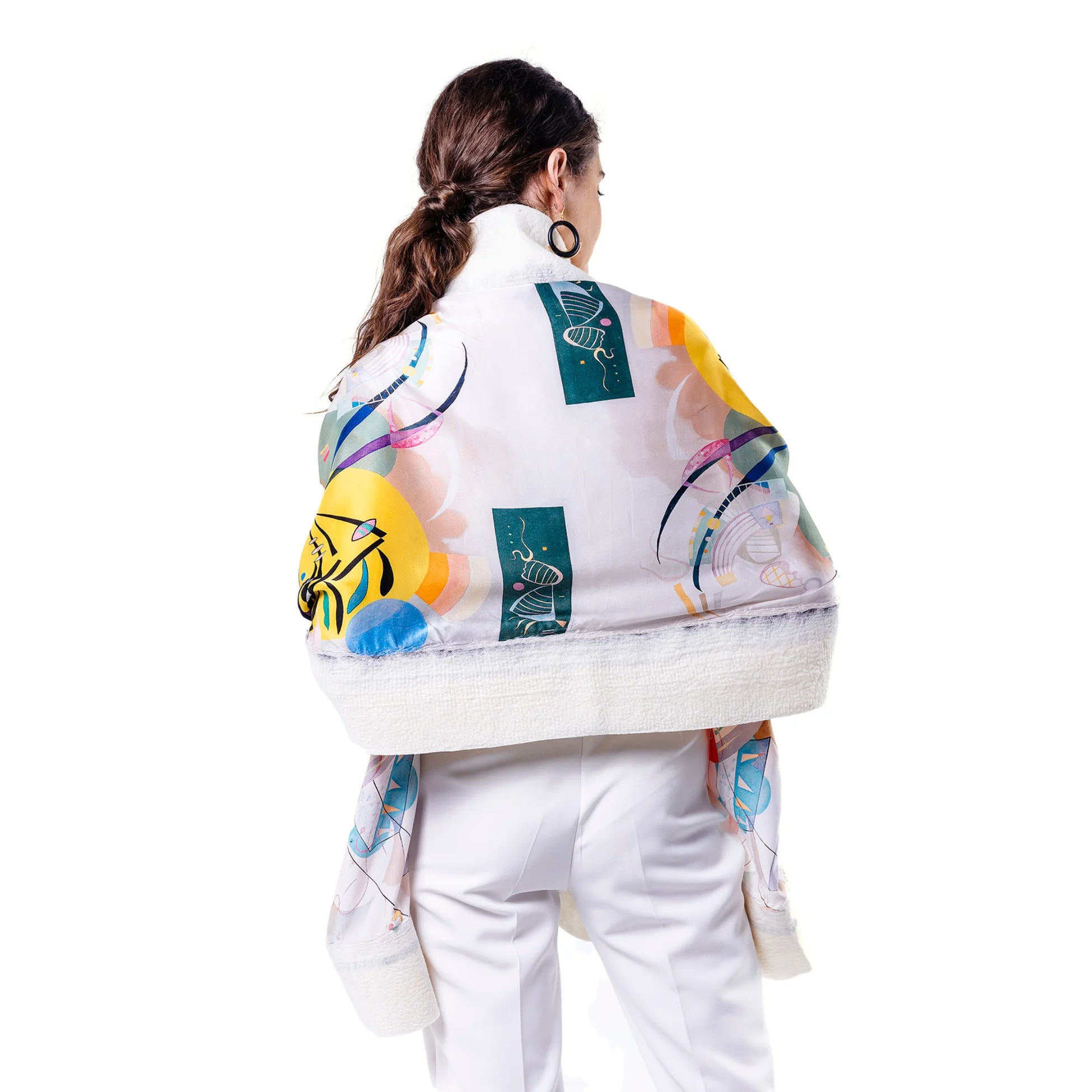 İpek Keçe Şal | Beyaz Kandinsky Dominant Curve | Nomads Felt