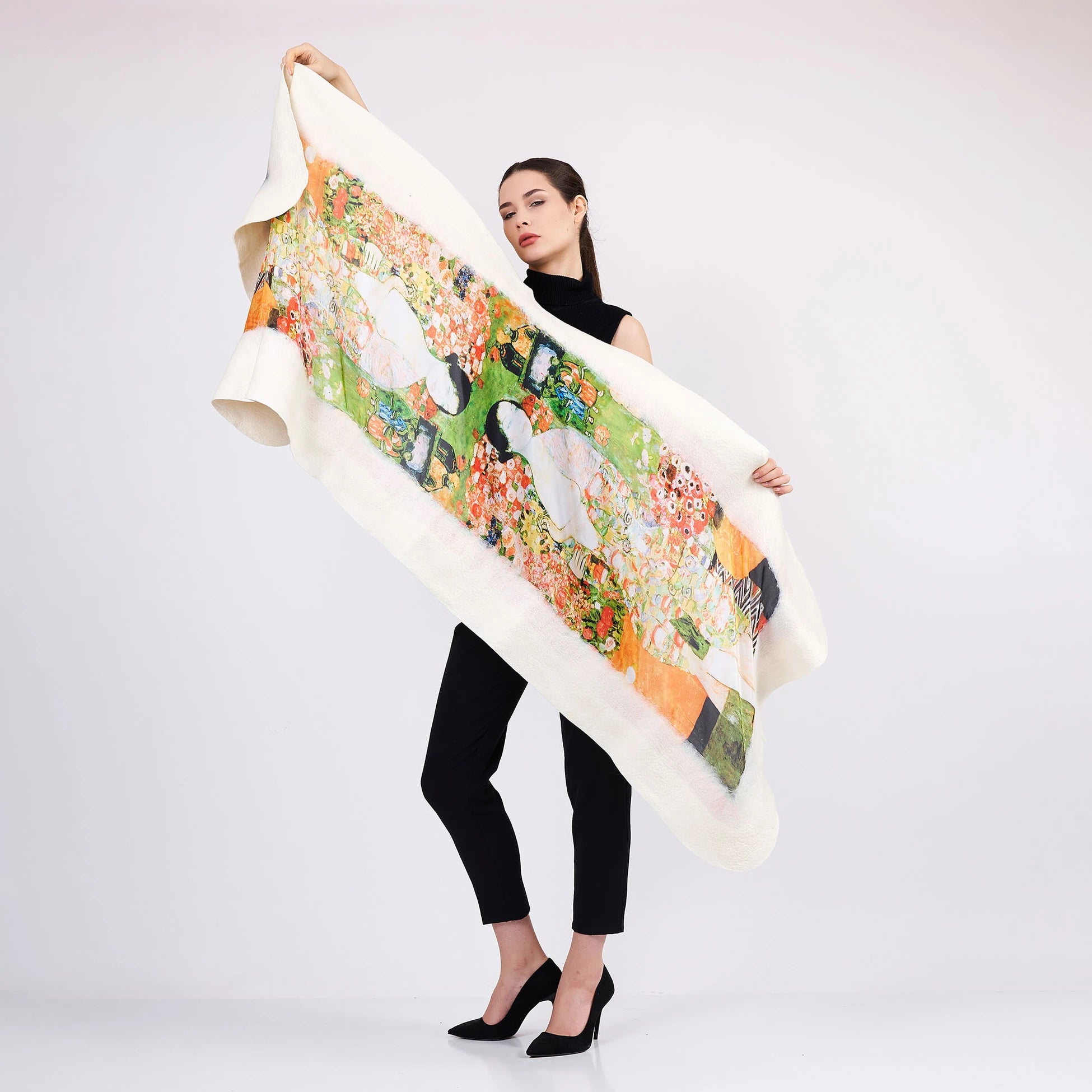 İpek-Keçe Şal | Ekru | Gustav Klimt The Dancer | Nomads Felt