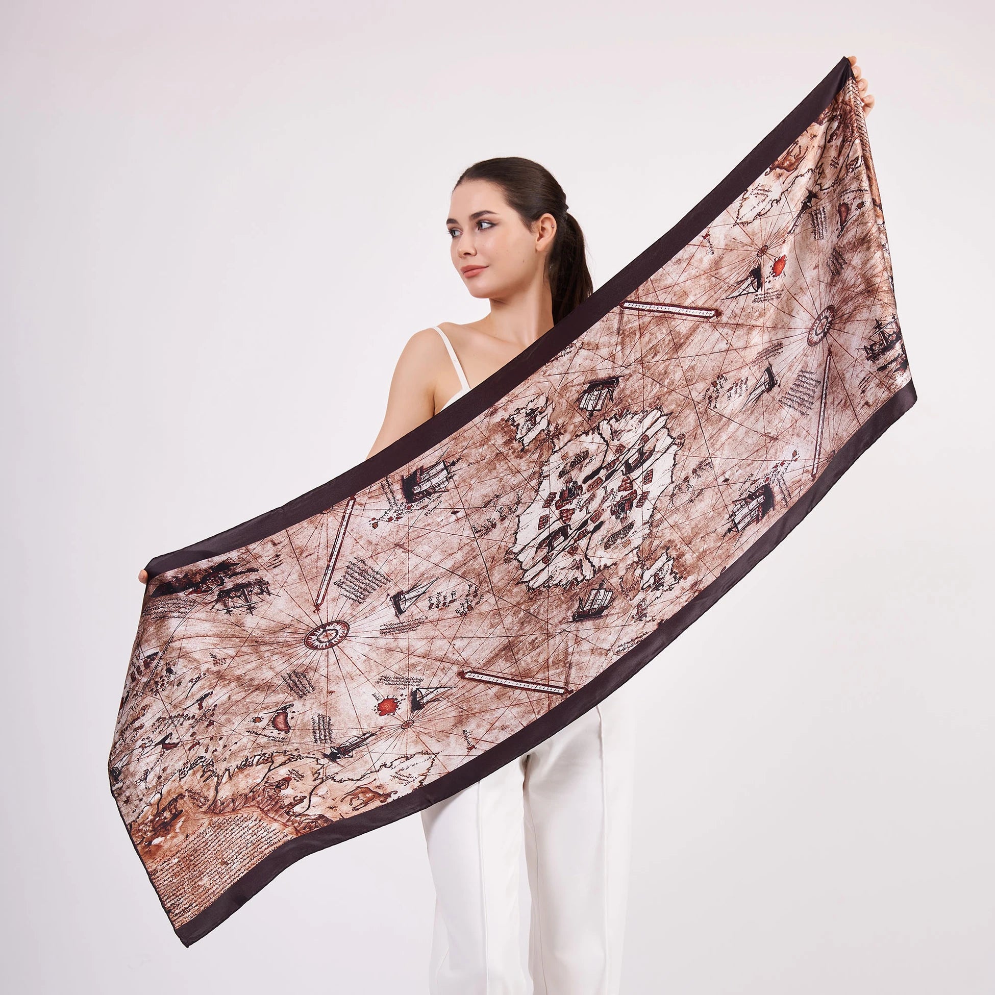 Saf İpek Fular | 55x180 cm | Piri Reis Haritası | Nomads Felt