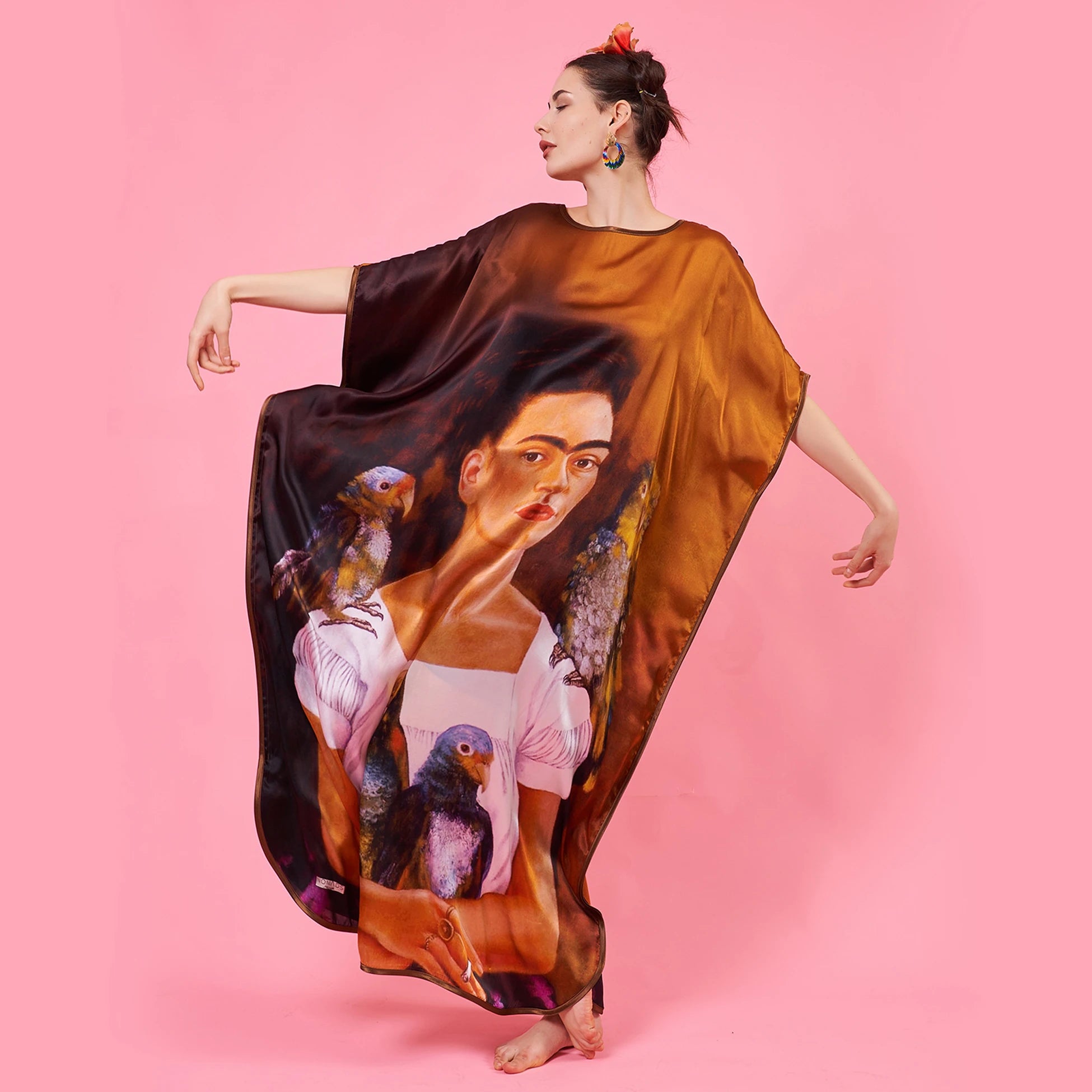 Kahverengi Bronz Frida Kahlo İpek Elbise
