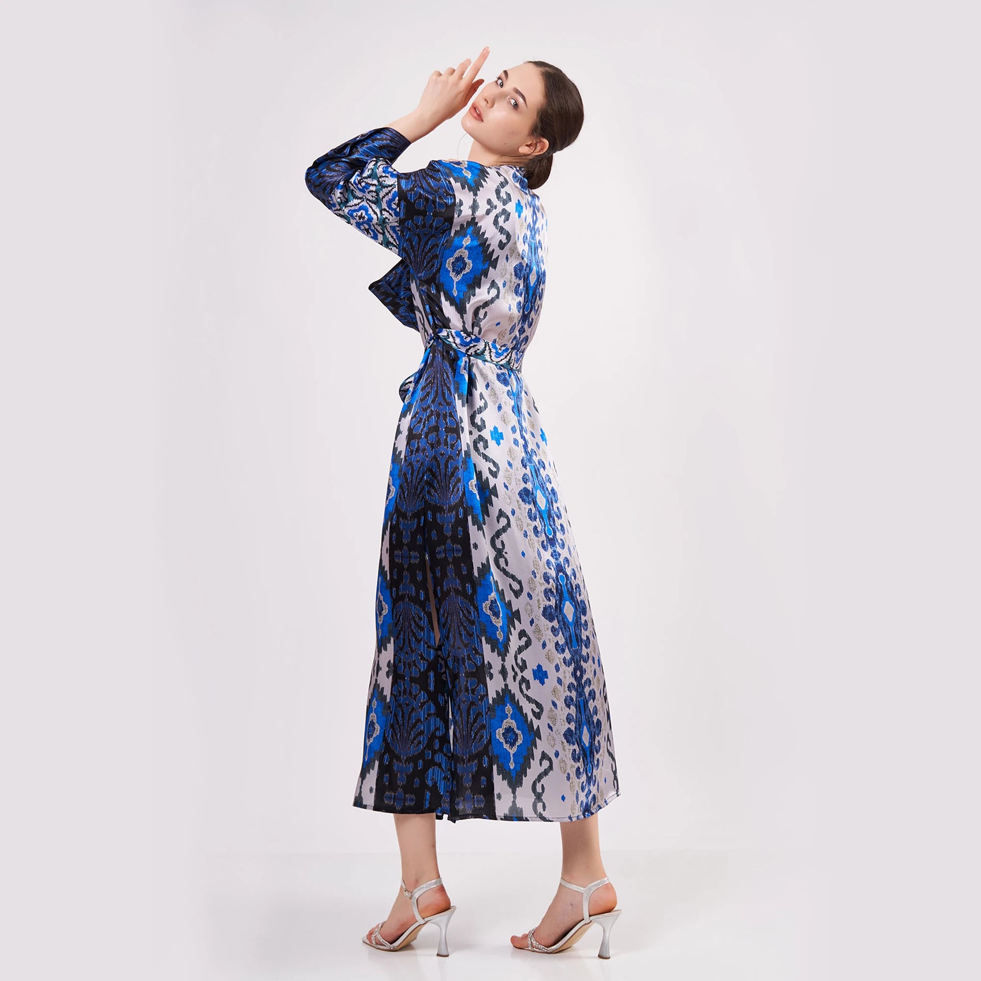 %100 İpek Uzun Kimono Kaftan | Ikat Desen Koyu Mavi | Nomads Felt