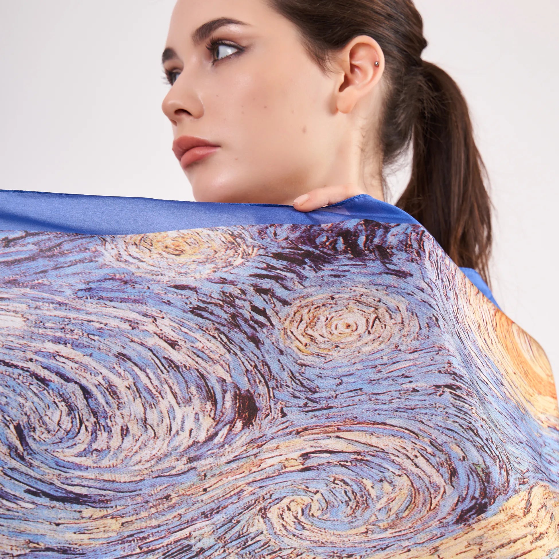 Vual İpek Fular | 55x180 cm | Van Gogh Yıldızlı Gece | Nomads Felt