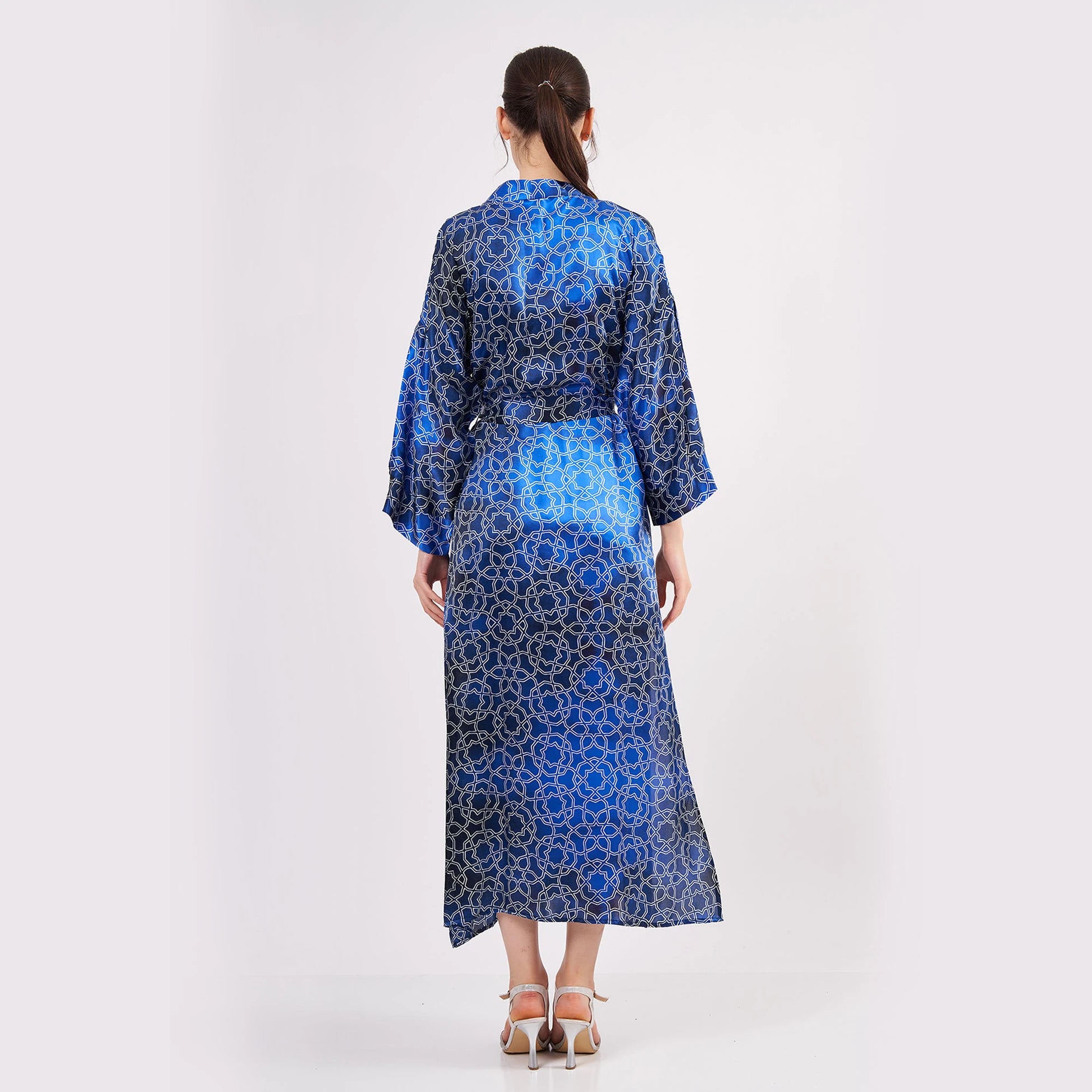 %100 İpek Uzun Kimono Kaftan | Mavi Beyaz Desenli | Nomads Felt