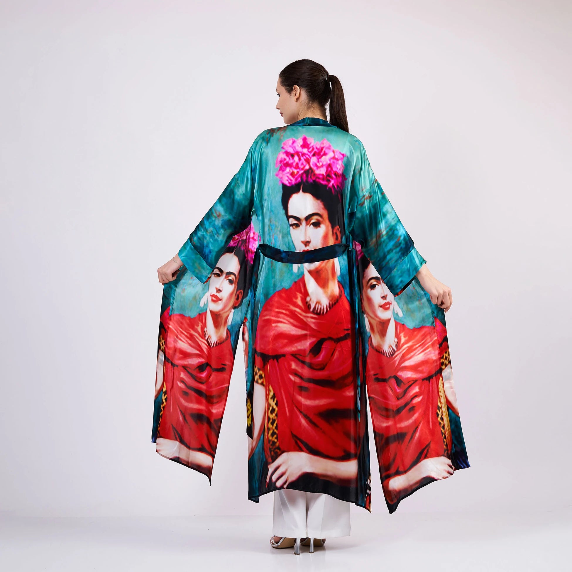 İpek Uzun Kimono Kaftan | Frida Kahlo | Nomads Felt