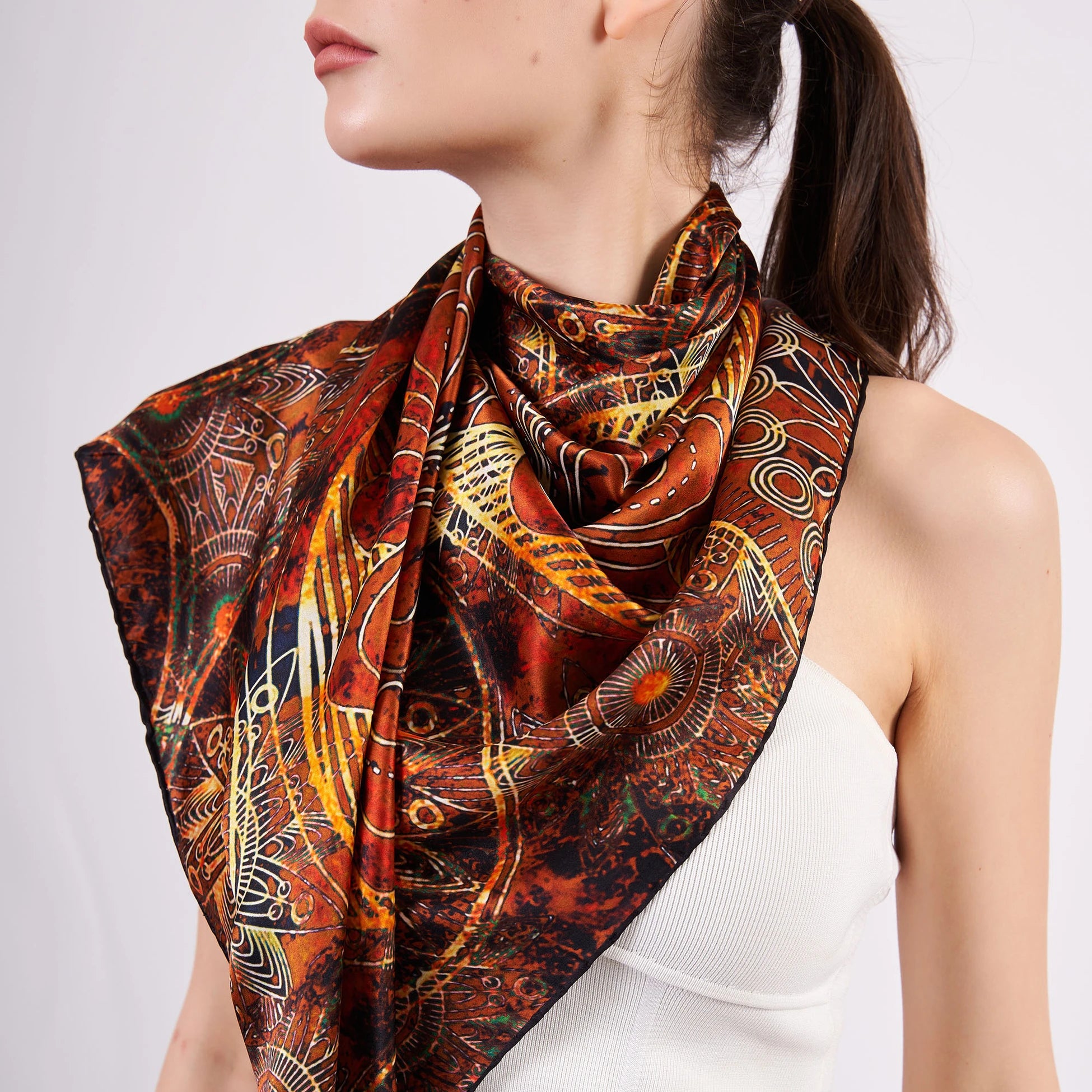 100% İpek Şal Fular | Mandala Desen | 140 cm | Kahverengi | Nomads Felt