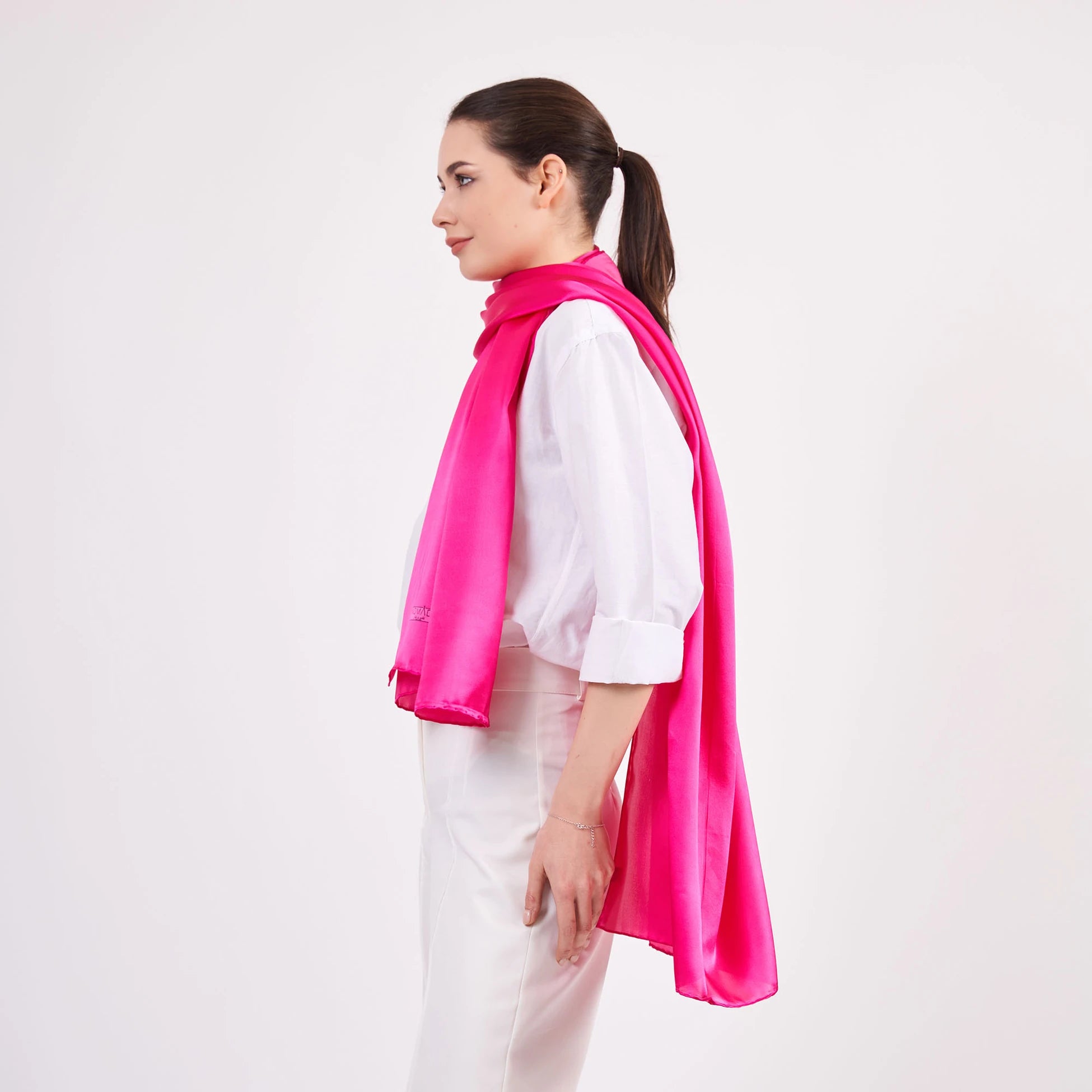 Saf İpek Fular | 70x200 cm | Fuşya | Nomads Felt