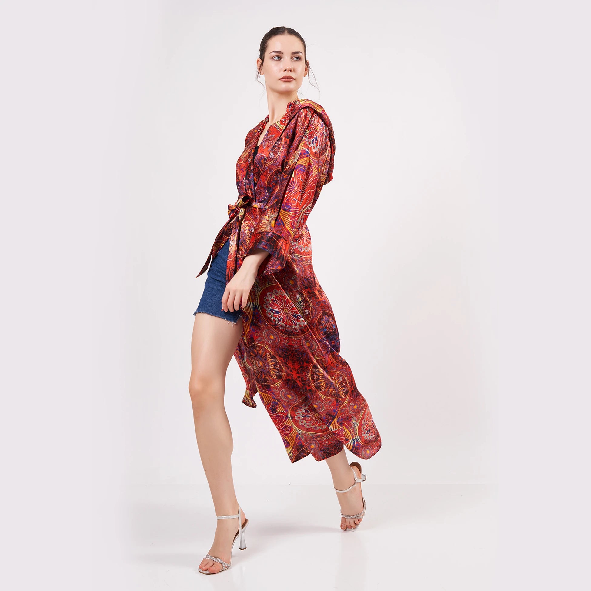 Saf İpek Kapüşonlu Kimono Kaftan | Mandala Desen Kırmızı | Nomads Felt