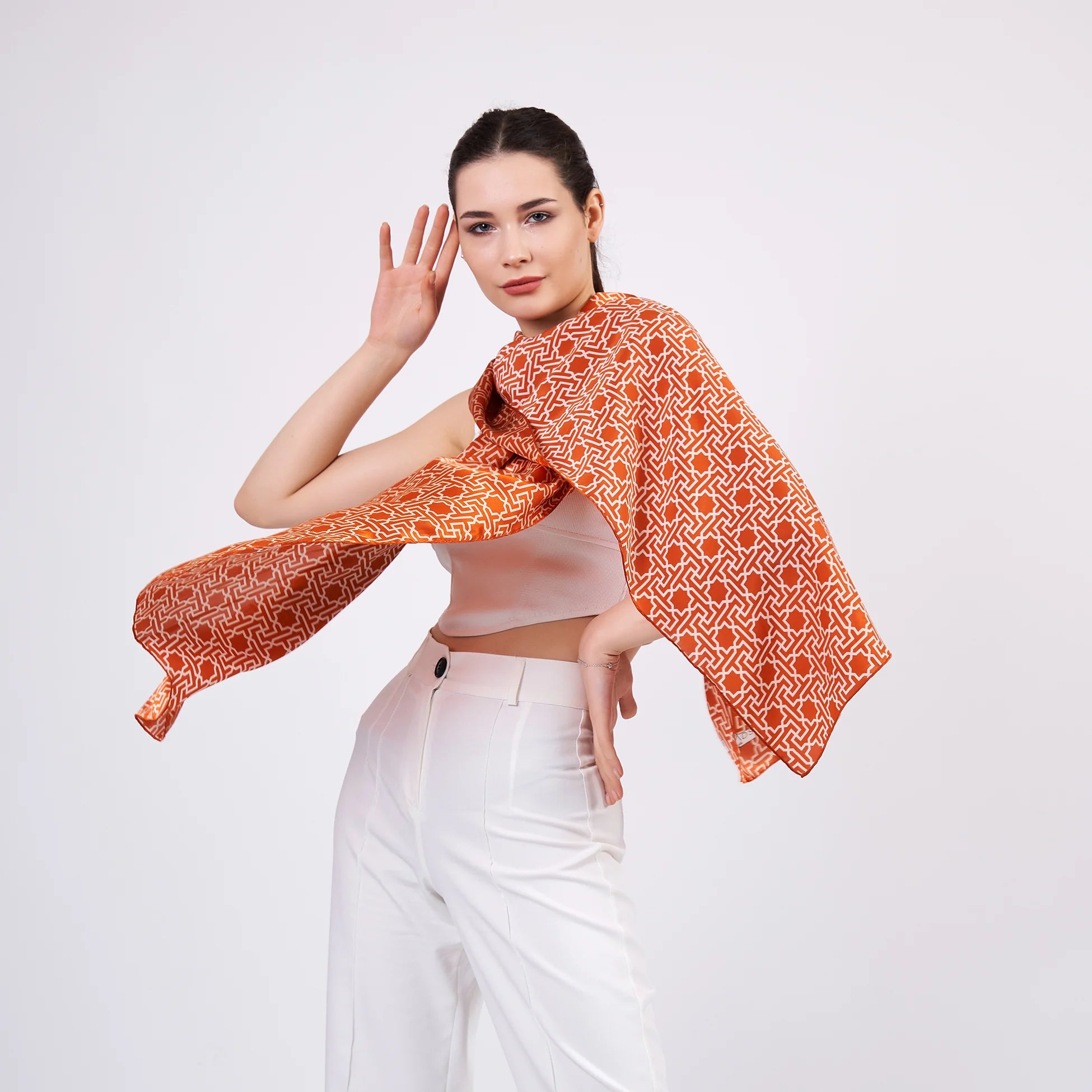 Saf İpek Fular | Kiremit | Unisex | Selçuklu Vektörel Yıldız Desen | Nomads Felt