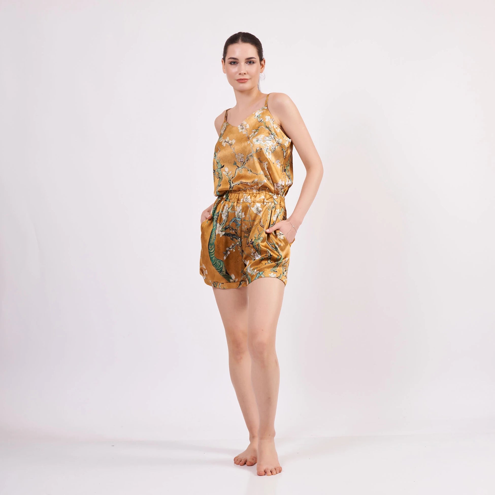 100% İpek Askılı Şort Pijama Takımı | Van Gogh Badem Ağacı Gold | Nomads Felt