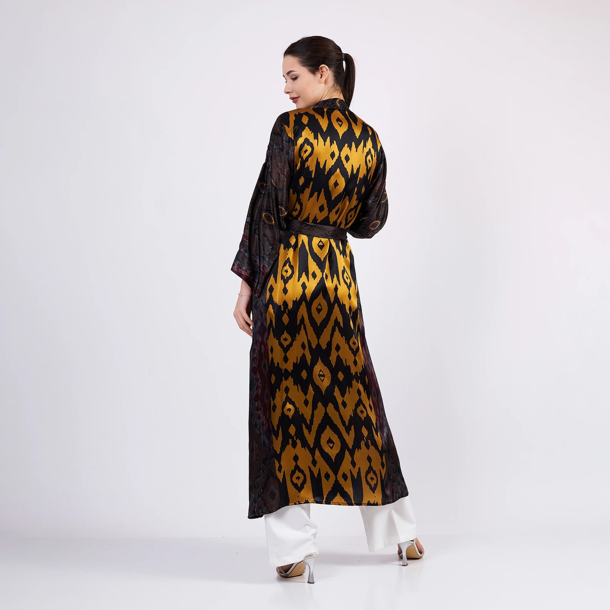 İpek Uzun Kimono Kaftan | Siyah-Gold Ikat Desen