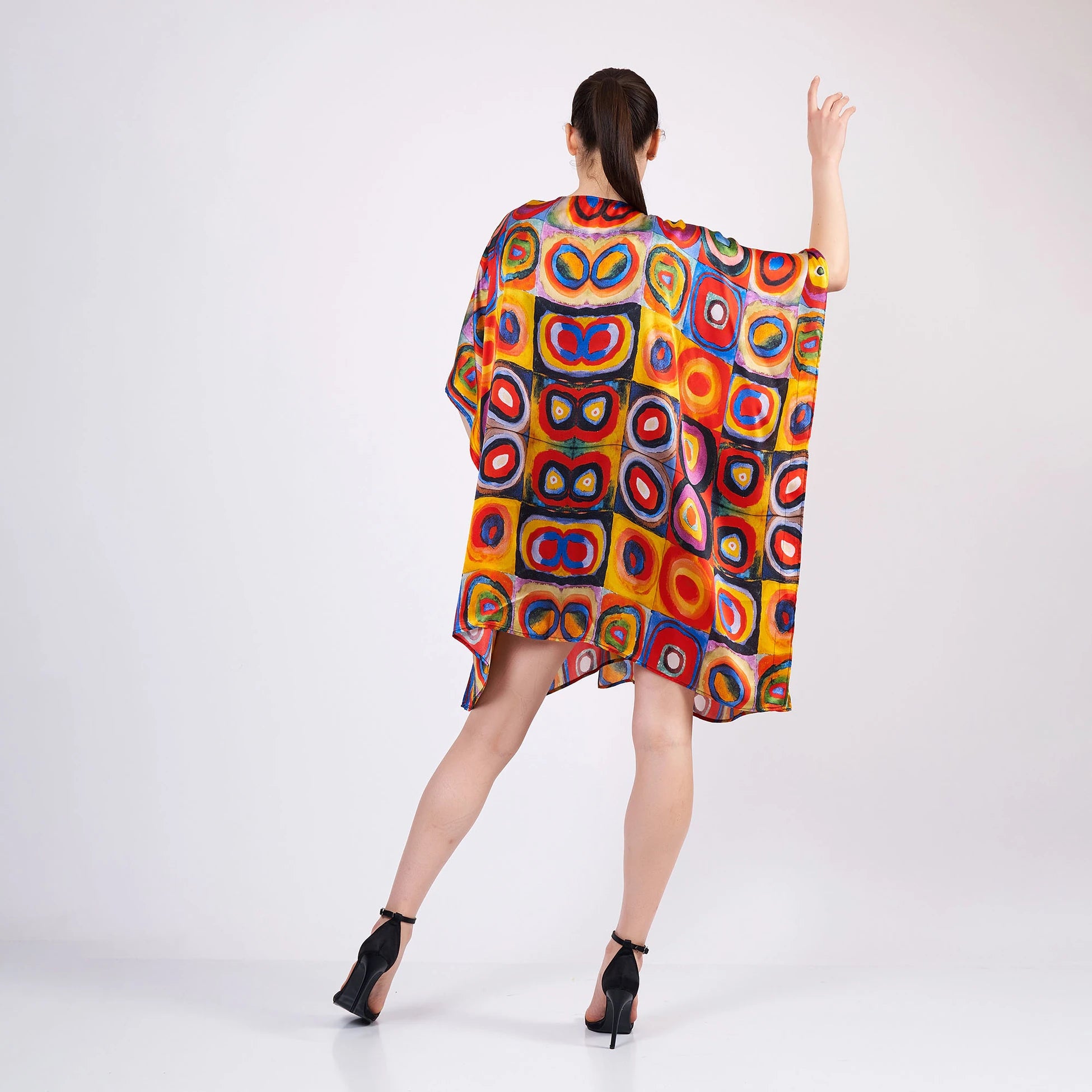%100 İpek Kısa Kimono Pareo | Kandinsky Squares with Circles | Nomads Felt