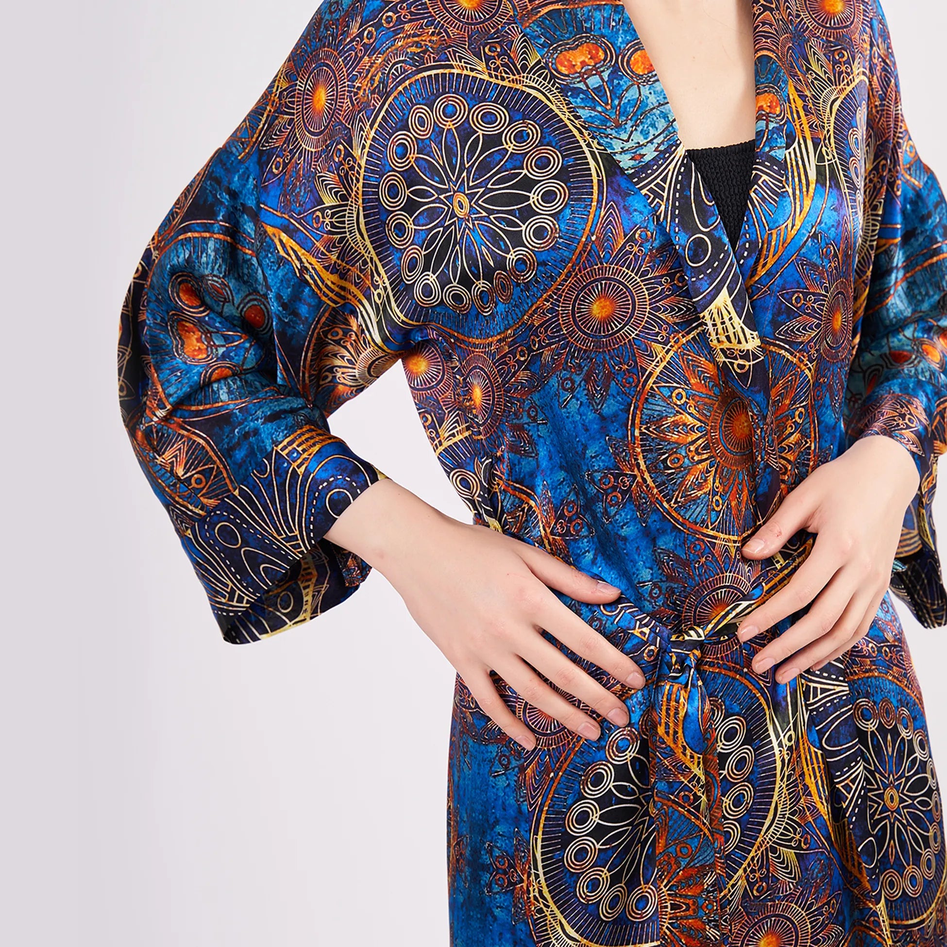 Saf İpek Kapüşonlu Kimono Kaftan | Mandala Desen Mavi | Nomads Felt