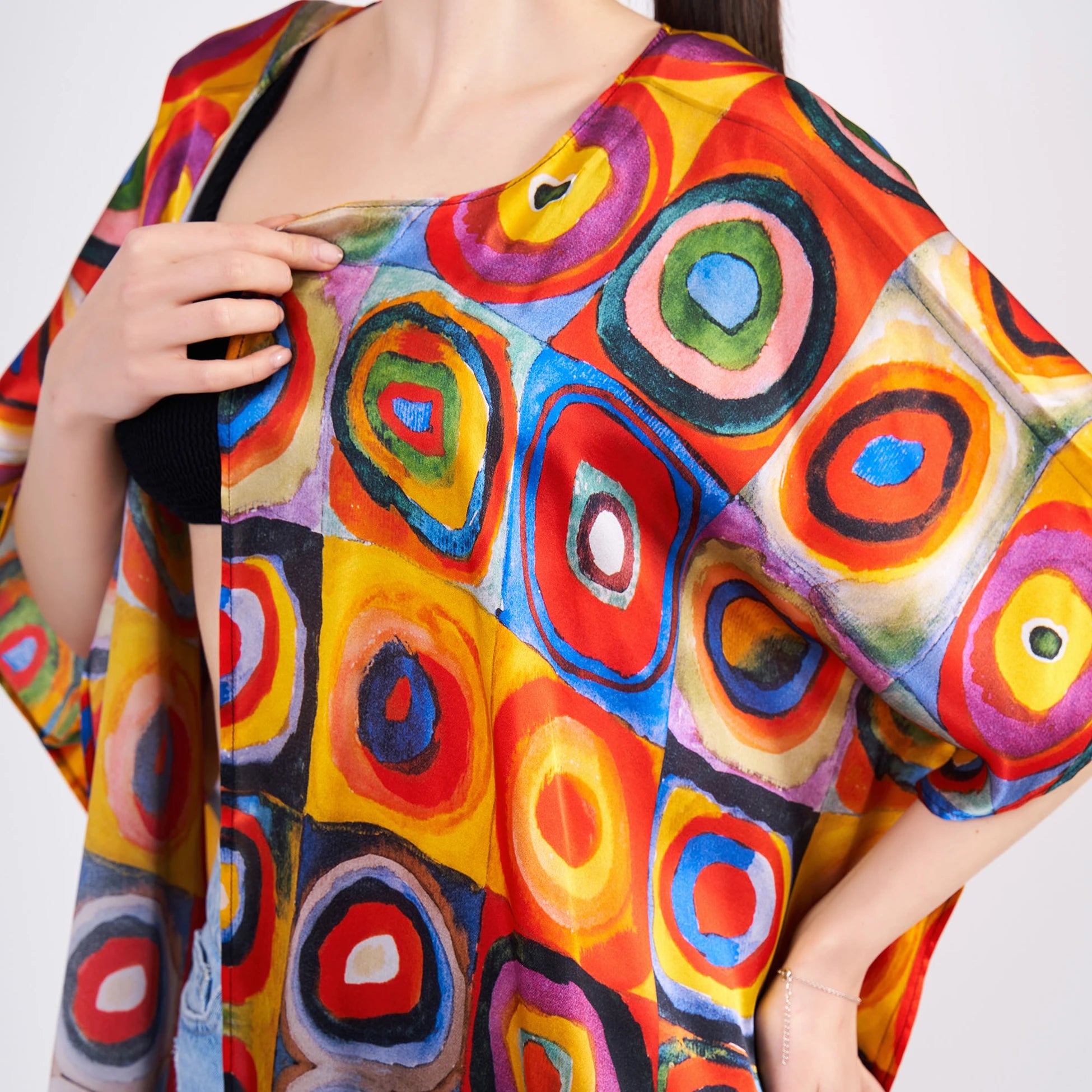%100 İpek Kısa Kimono Pareo | Kandinsky Squares with Circles | Nomads Felt