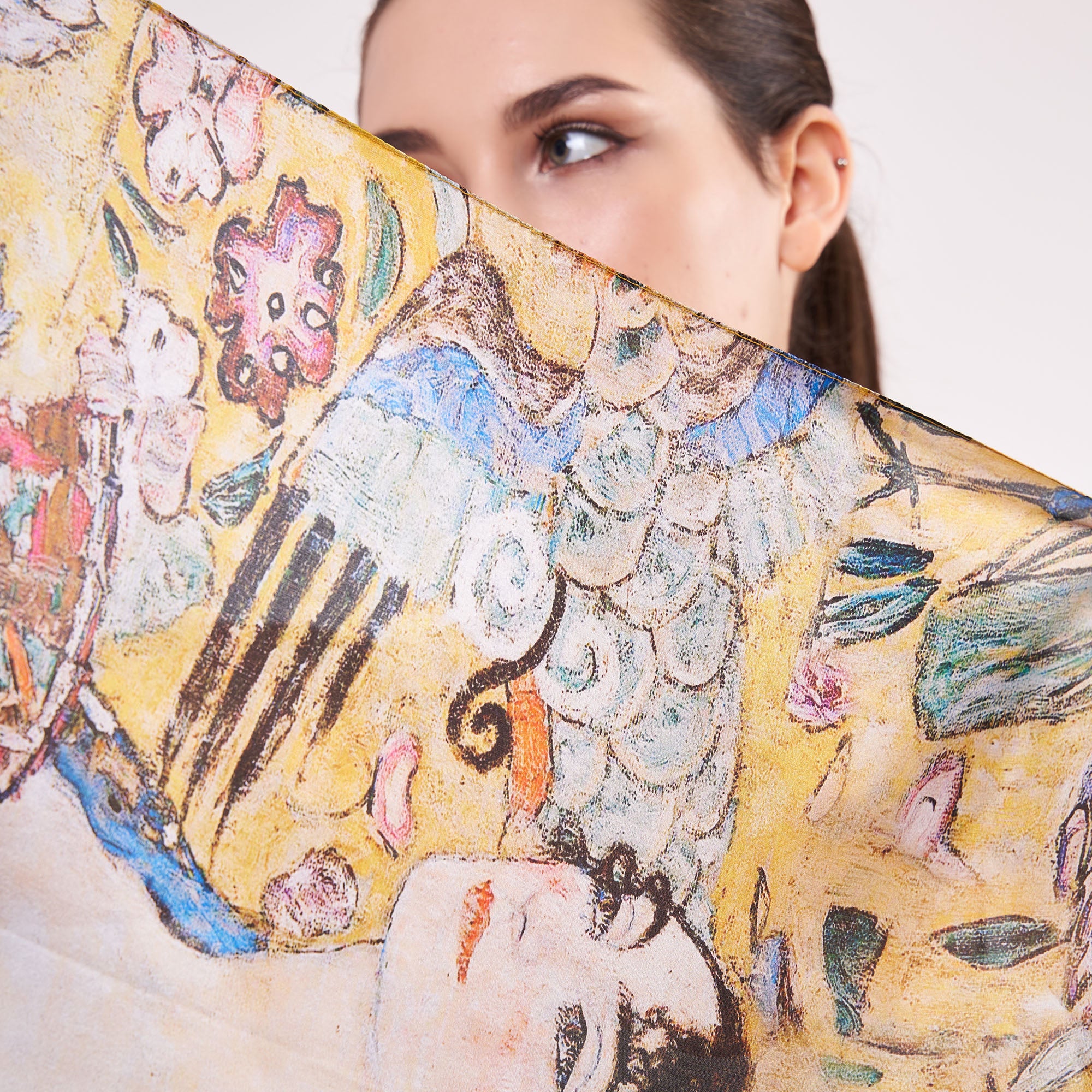 Vual İpek Fular | 55x180 cm | Gustav Klimt Lady with Fan Yelpazeli Kadın | Nomads Felt
