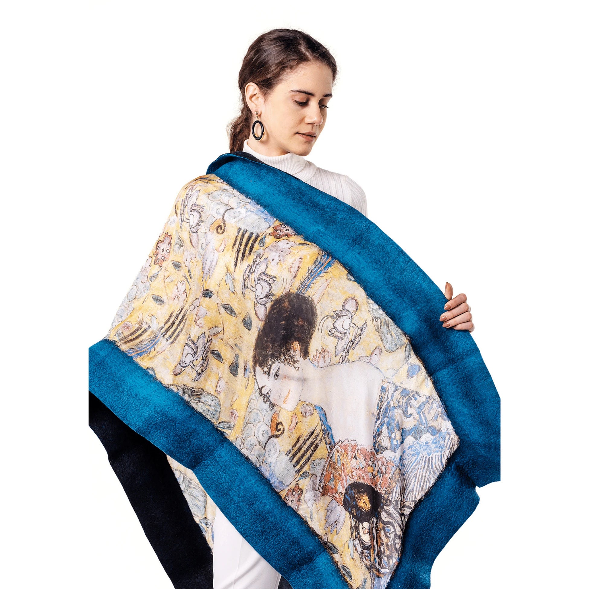 İpek Keçe Şal | Mavi-Siyah Gustav Klimt Lady with Fan | Nomads Felt