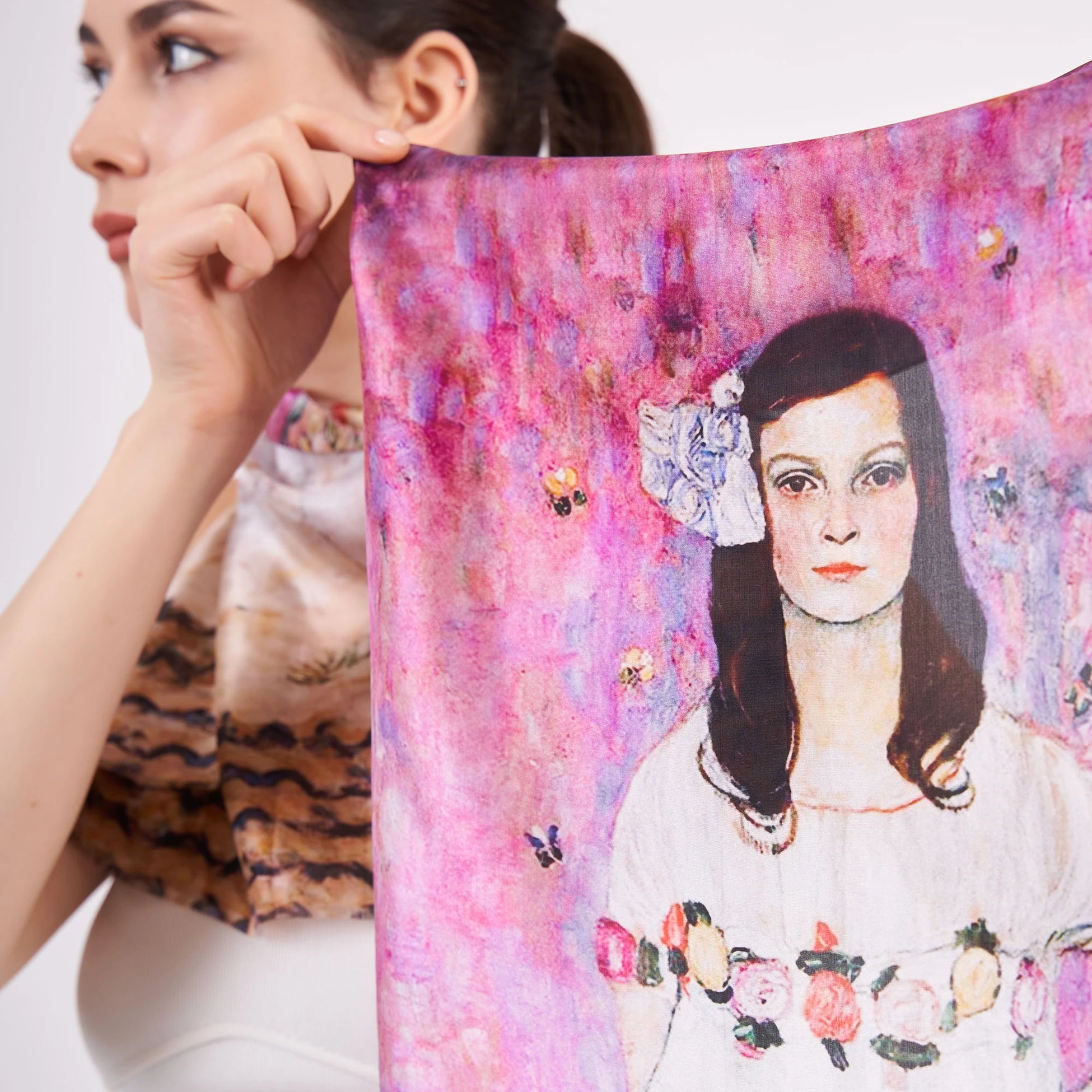 Vual İpek Fular | 55x180 cm | Gustav Klimt Mada Primavesi | Nomads Felt