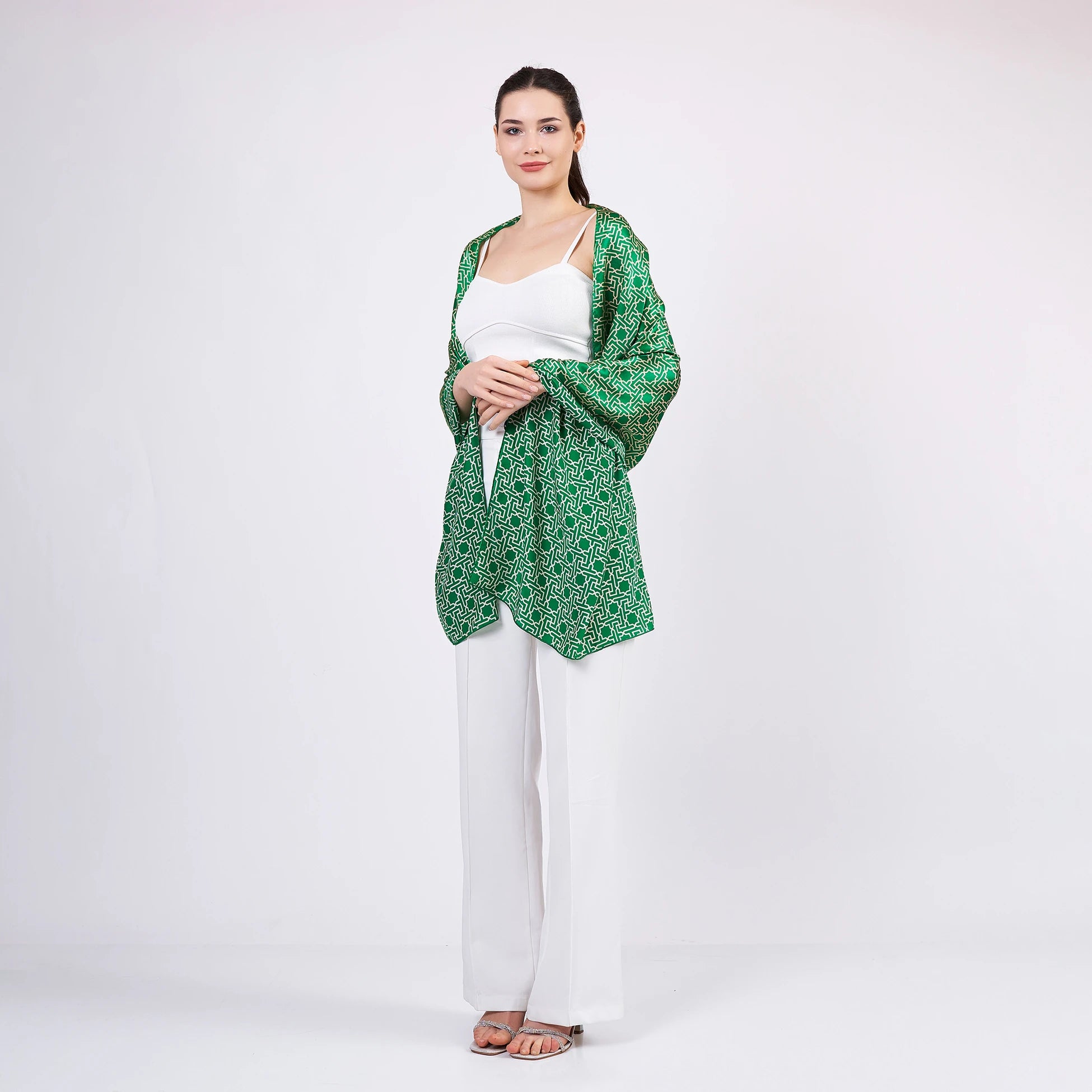 Saf İpek Fular | Yeşil | Unisex | Selçuklu Vektörel Yıldız Desen | Nomads Felt