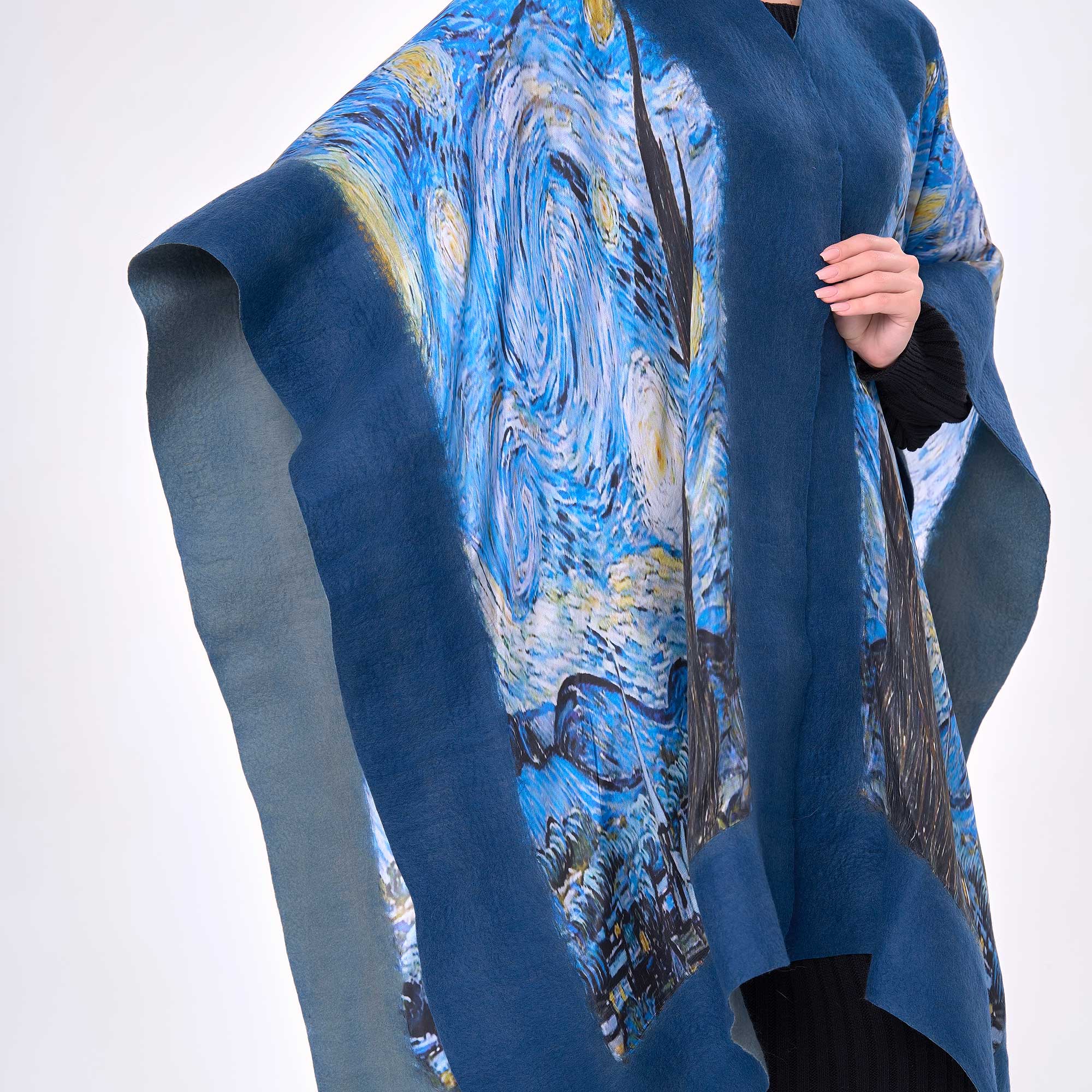 Van Gogh Starry Night Desenli Gri Mavi İpek Keçe Panço