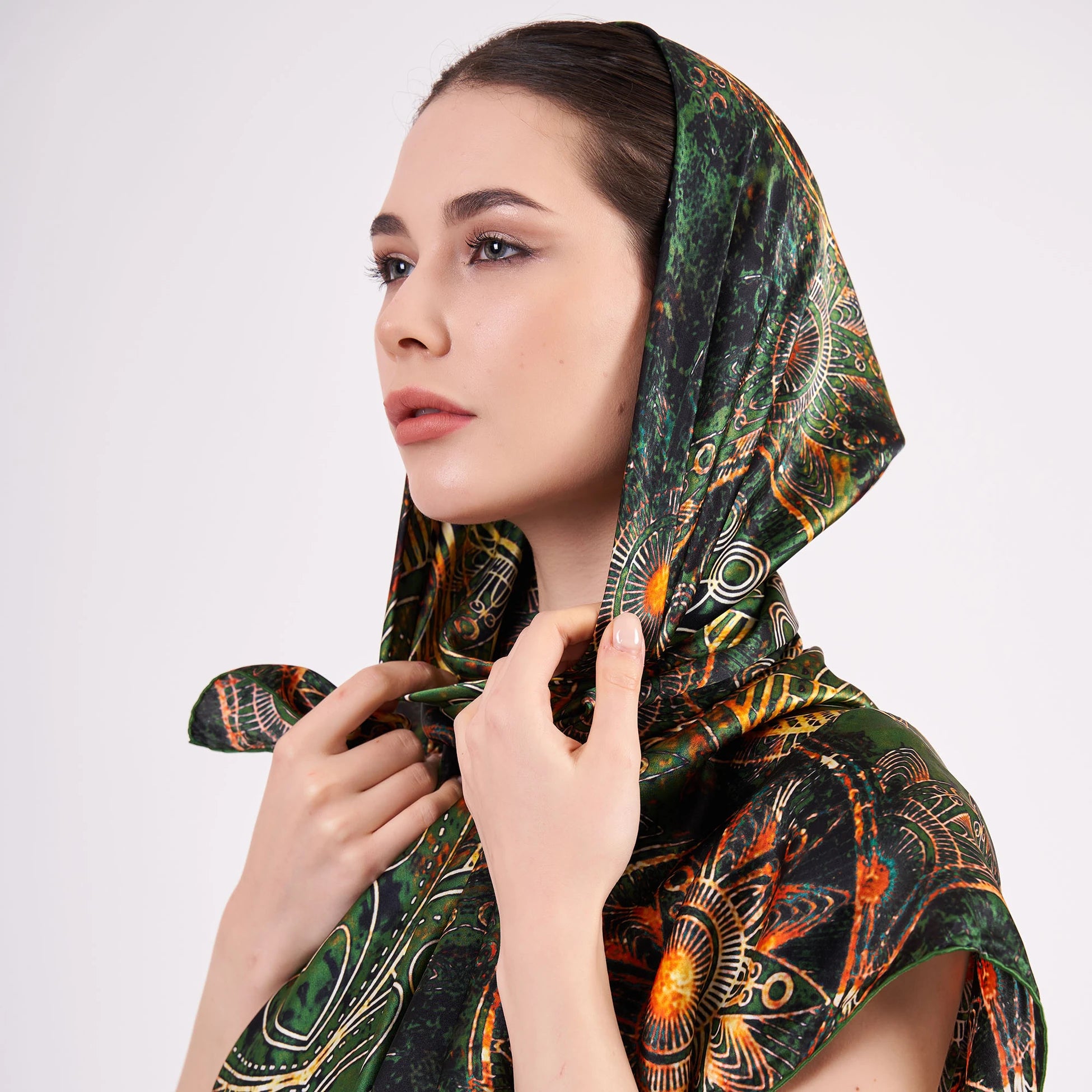 100% İpek Şal Fular| Mandala Desen | 140 cm | Haki | Nomads Felt