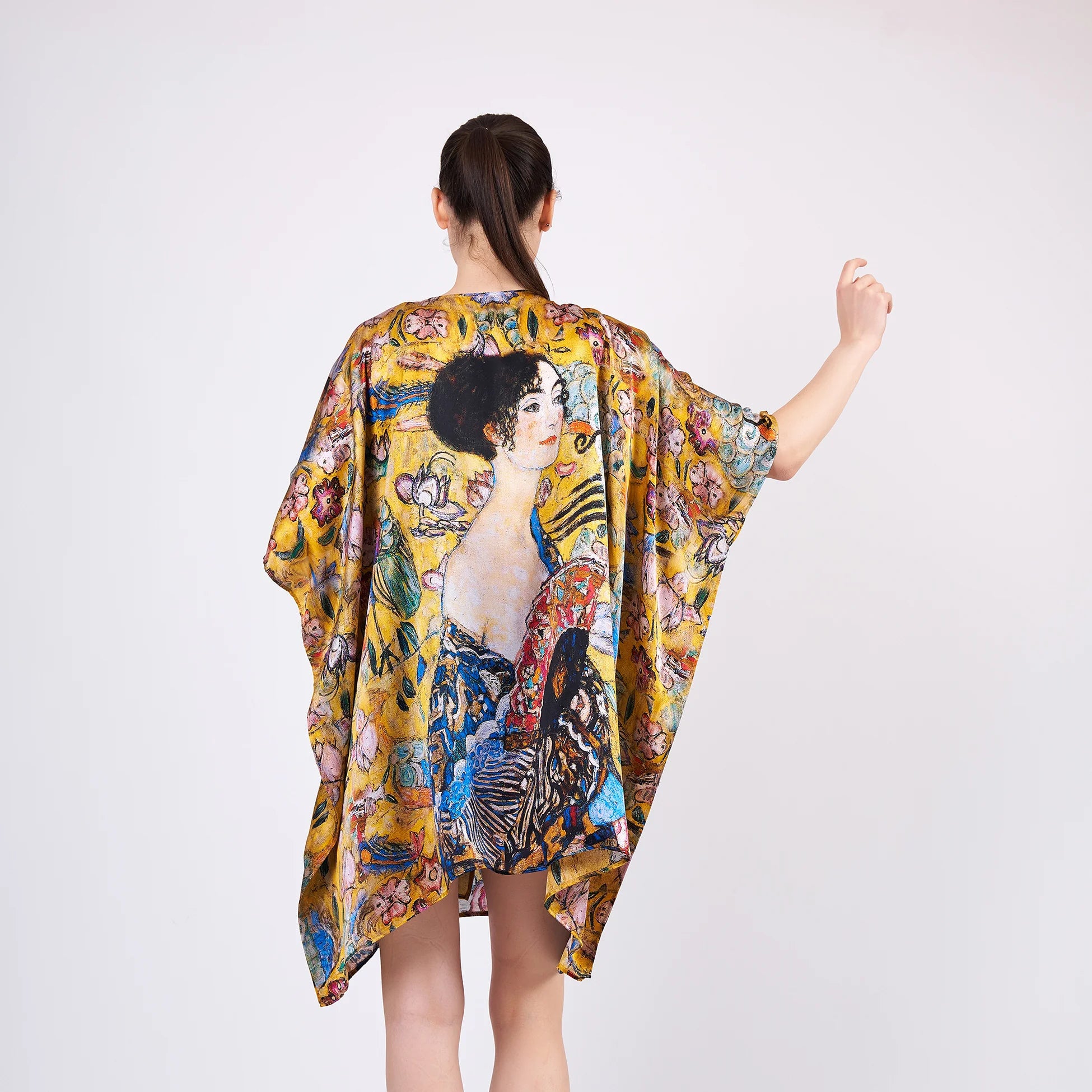 %100 İpek Kısa Kimono Pareo | Gustav Klimt Lady with Fan-Yelpazeli Kadın | Nomads Felt