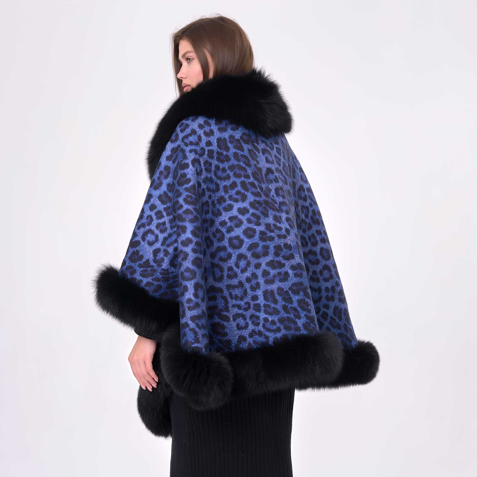 Leopar Desenli Mavi Kürklü Panço
