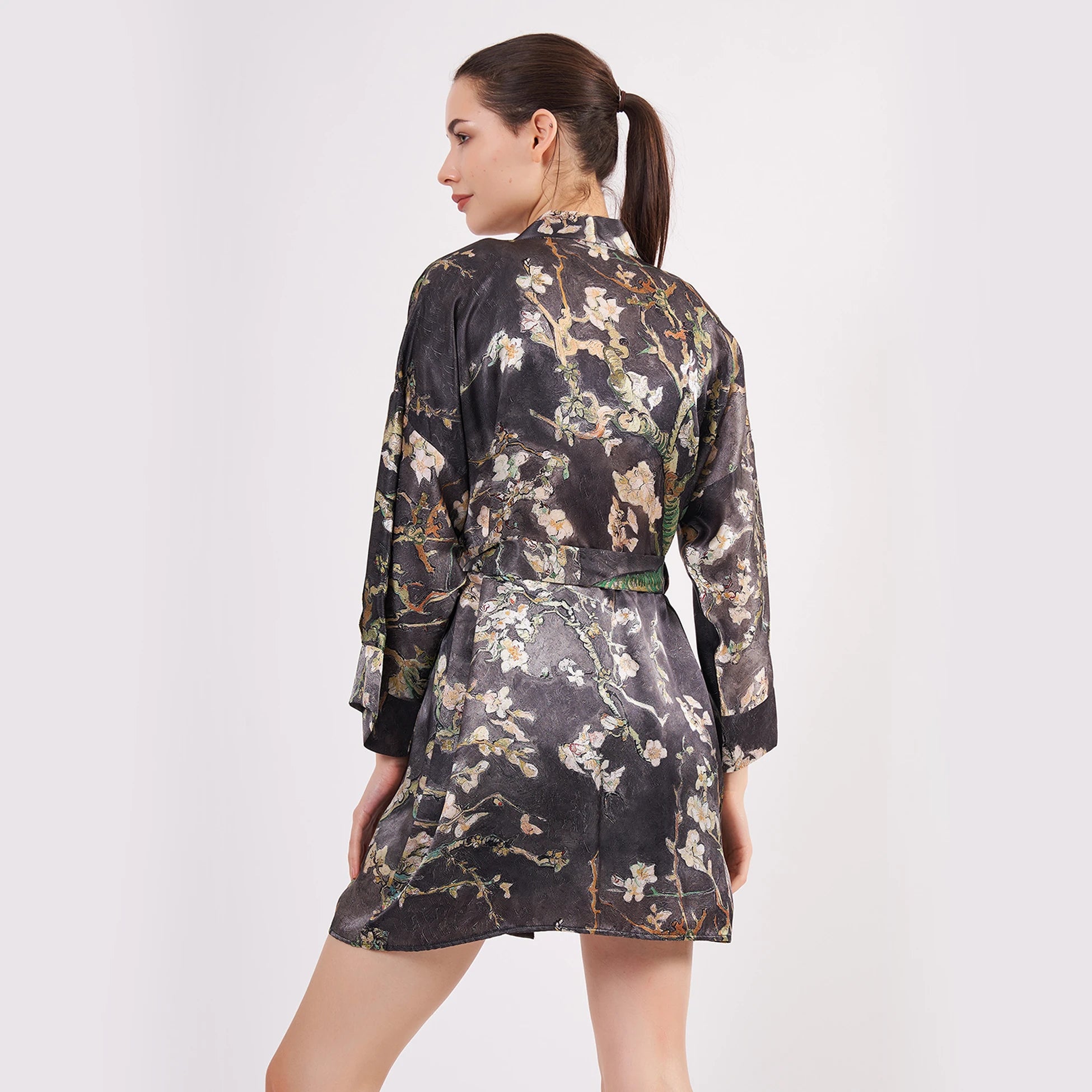Saf İpek Kısa Kimono Kaftan | Van Gogh Badem Ağacı Antrasit | Nomads Felt